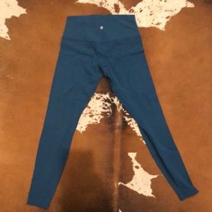 Lululemon yoga pants